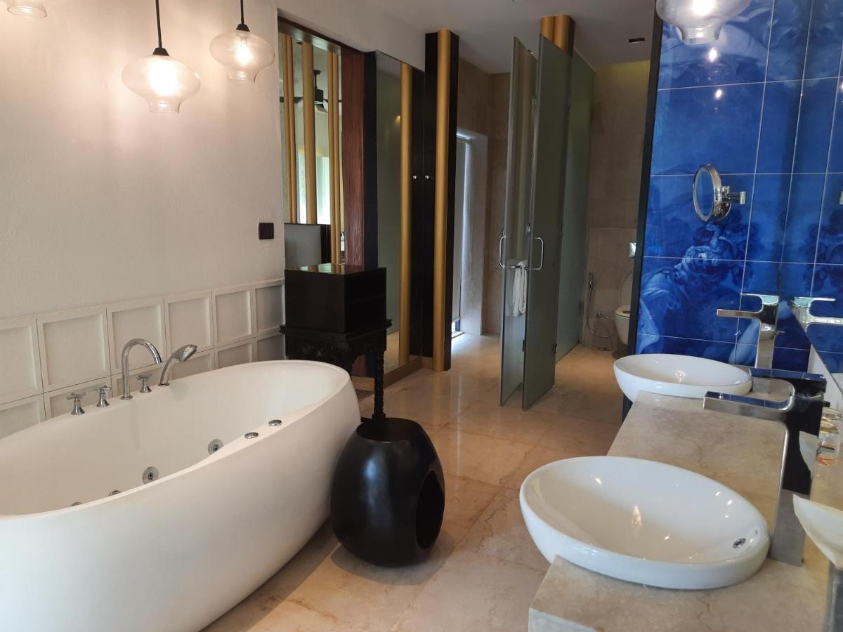 Resort Azaya Goa 5*